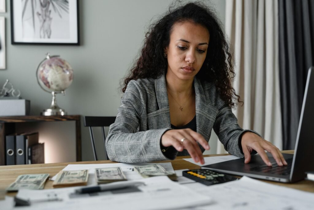 Amazon Finance Manager Salary